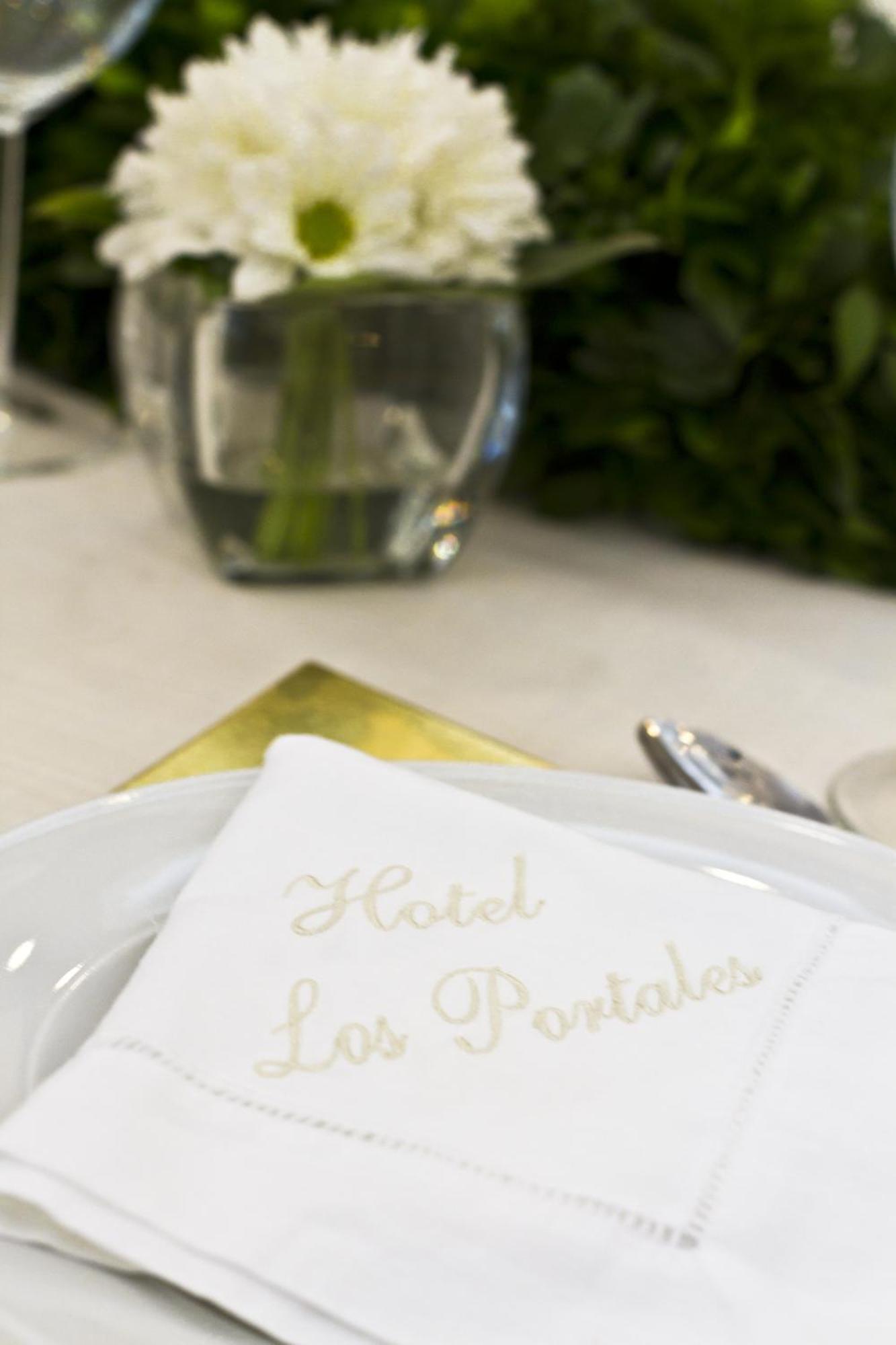 Hotel Los Portales Chinandega Exterior photo